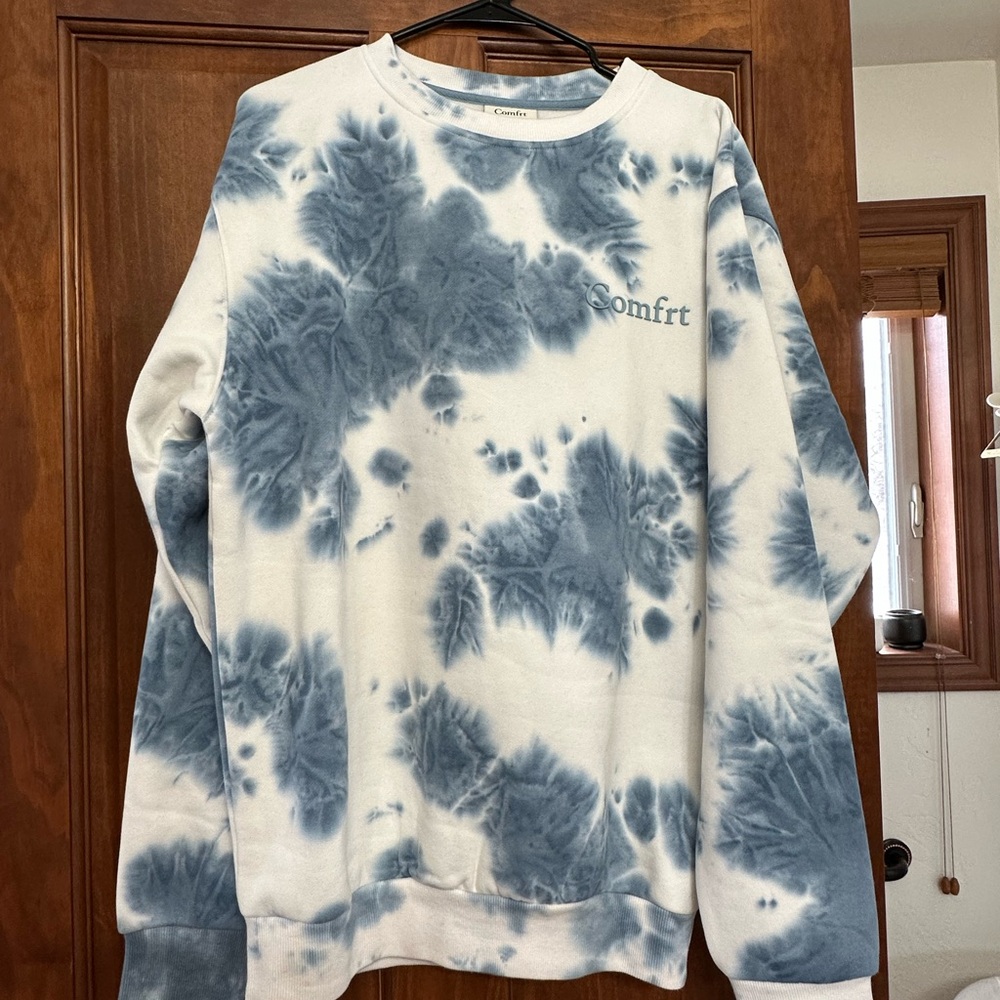 Blue Tie-Dye Comfrt Sweater